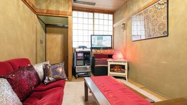 カラオケ ルーム / 5