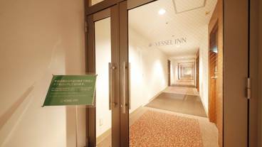 内部エントランス / 2