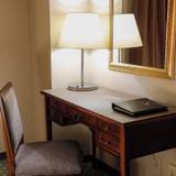 重厚感漂うインテリア / 3