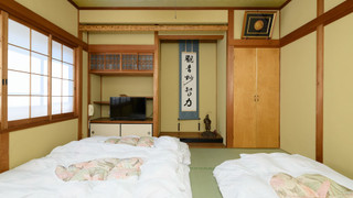 和室 共用バストイレ 4名用 禁煙