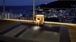 <離れ客室> 天然温泉かけ流し露天風呂付ヴィラ 禁煙 (48sqm)