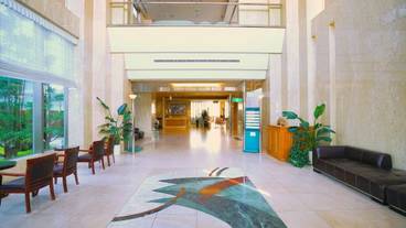 内部エントランス / 2