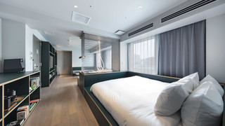 Weekend Suite on the Top Floor - Non Smoking [MAX 3 Guests: 2 adults and 1 child (under 6 years old)
