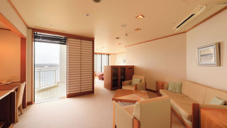 [オーシャンビュー] 客室最上階 32階ロイヤルスイートルーム/暁雲 禁煙