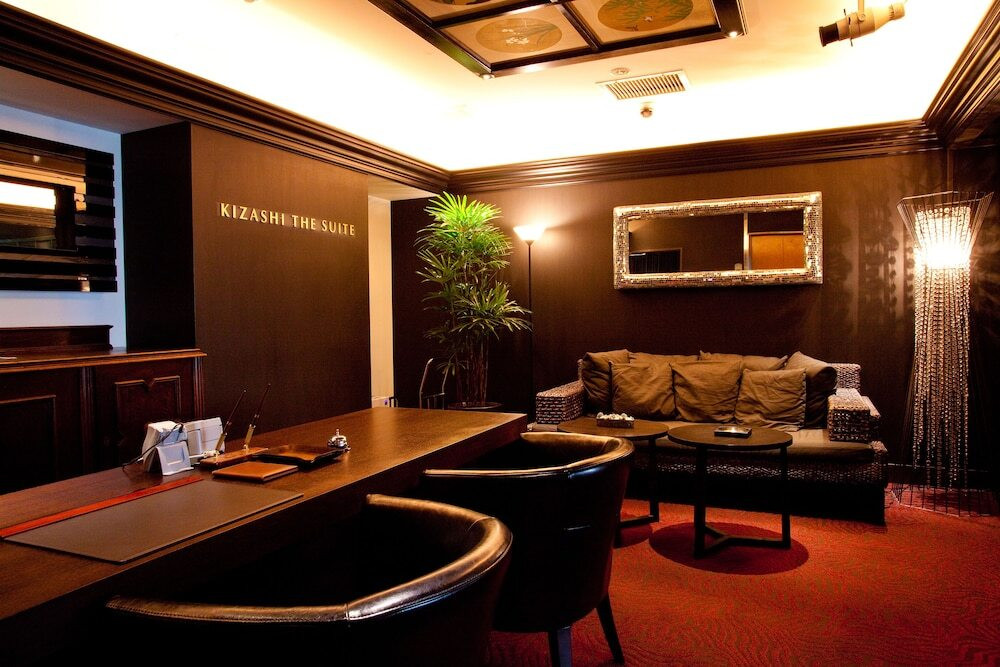 ロビーラウンジ