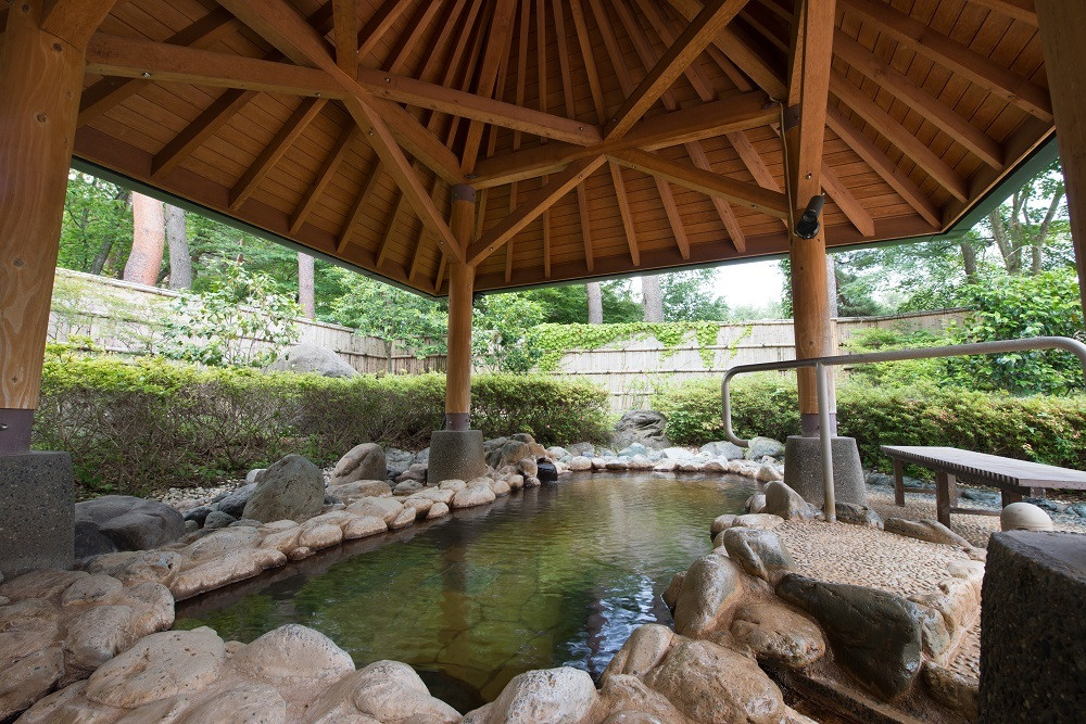 温泉がパワースポット!?地球の恵みを感じるホテル3946359