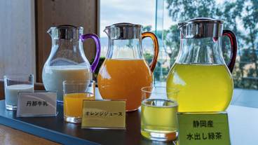 食事・飲み物 / 2