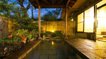 屋外スパ浴槽 / 2