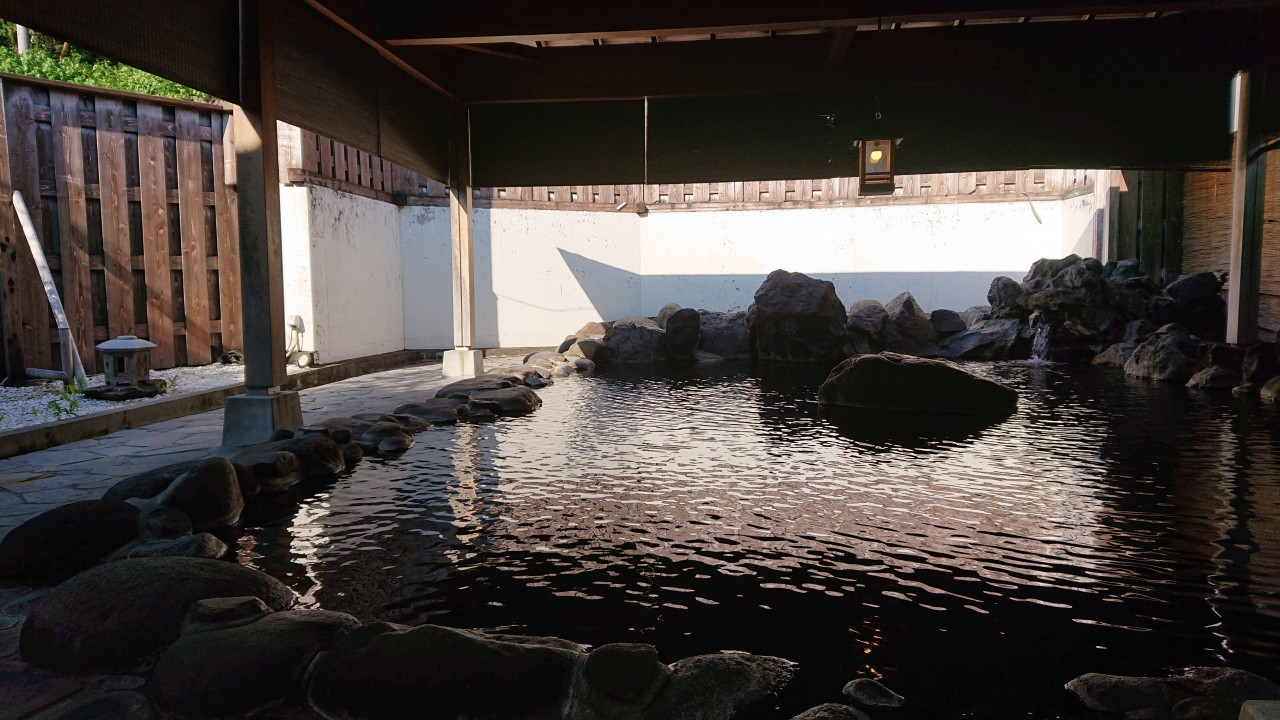 大岩露天　吹花