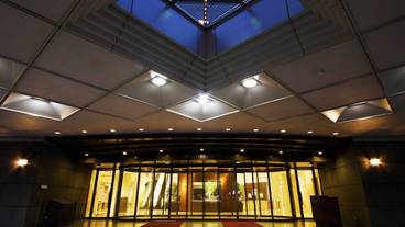 施設の入り口 / 19