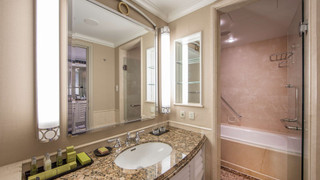 【レインボーブリッジ側】スーペリアデラックス ツインルーム（禁煙・40㎡）