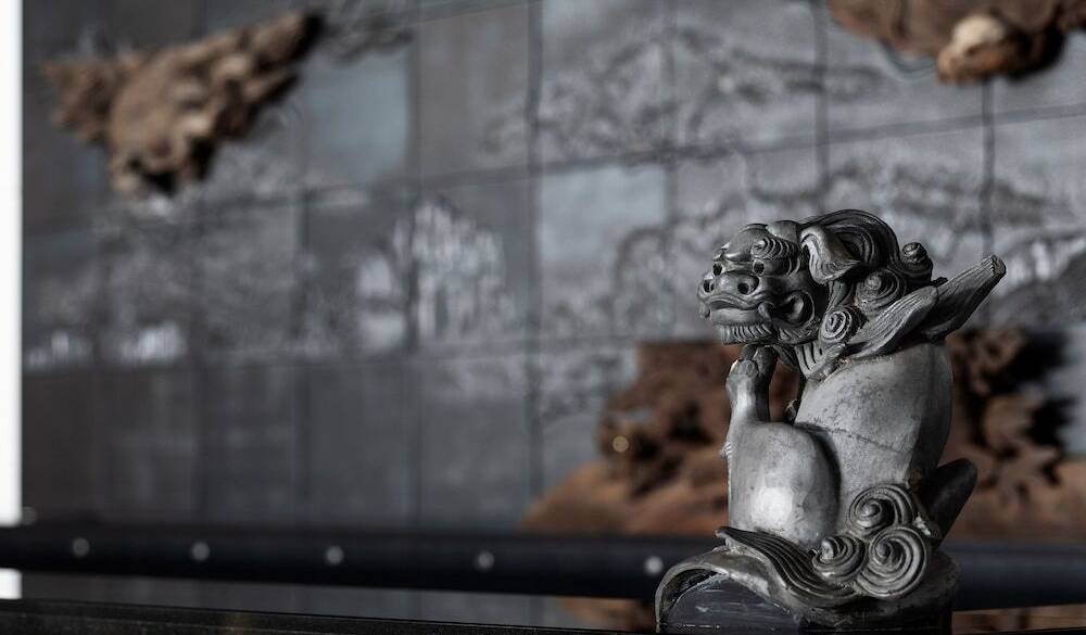 荘厳な雰囲気の
寺院一体型ホテルへ / 4