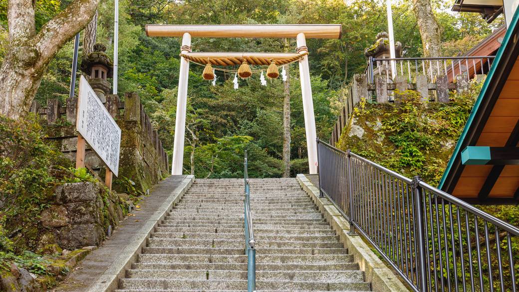365段の階段を上って
「伊香保神社」へ / 2