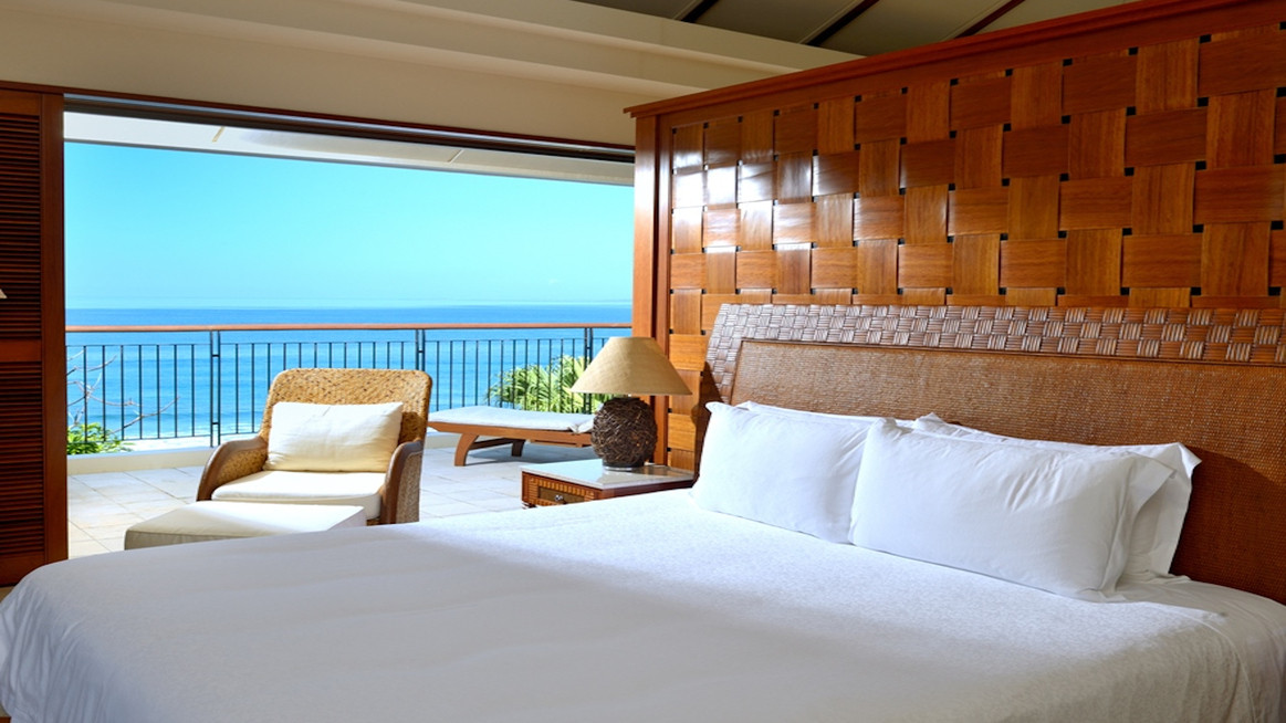 青い空と海に囲まれた大人の極上リゾート3500132