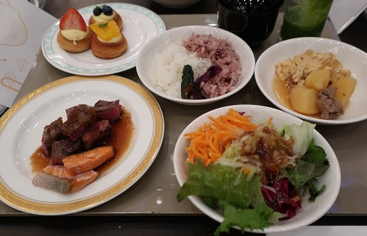 地域色あるメニューもたくさん！