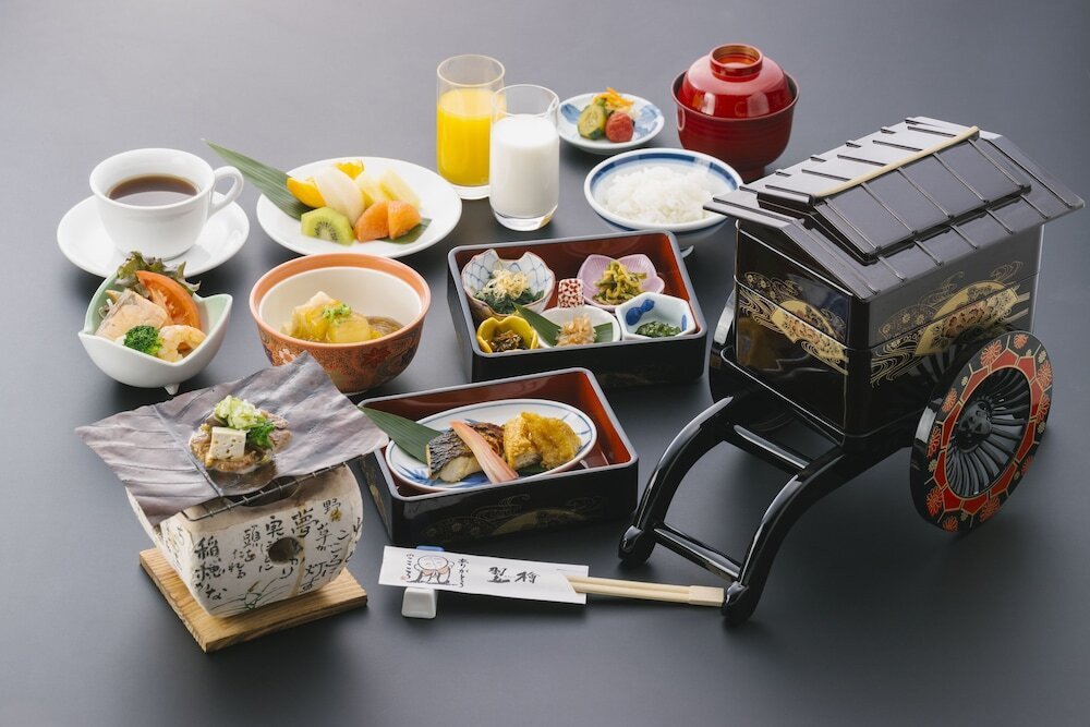 朝食