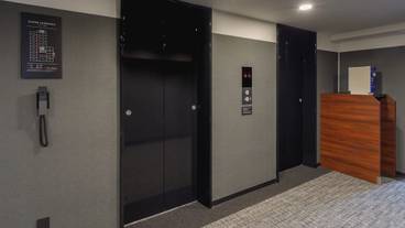 エレベーター / 1