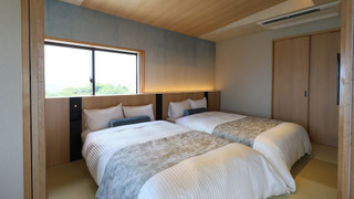Universal View Suite, Ocean View, East Wing