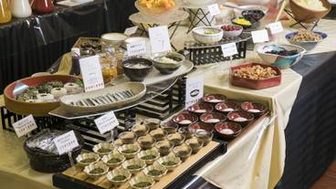 食事・飲み物 / 13