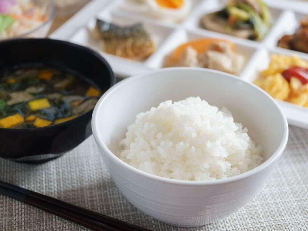 朝食