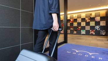 内部エントランス / 2