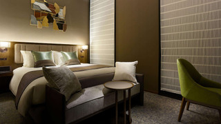 スーペリアクイーン (禁煙)