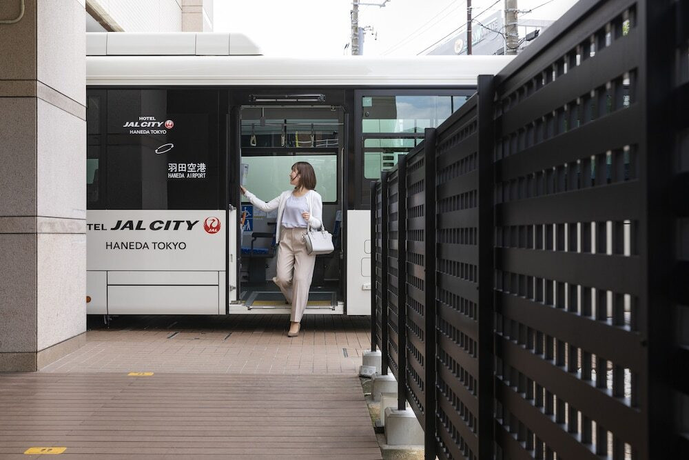 空港シャトルバス