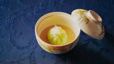 食事・飲み物 / 3