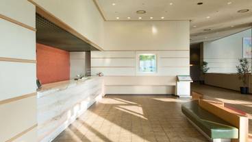 内部エントランス / 2