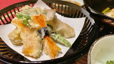 食事・飲み物 / 8