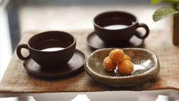 ロビーラウンジ / 2