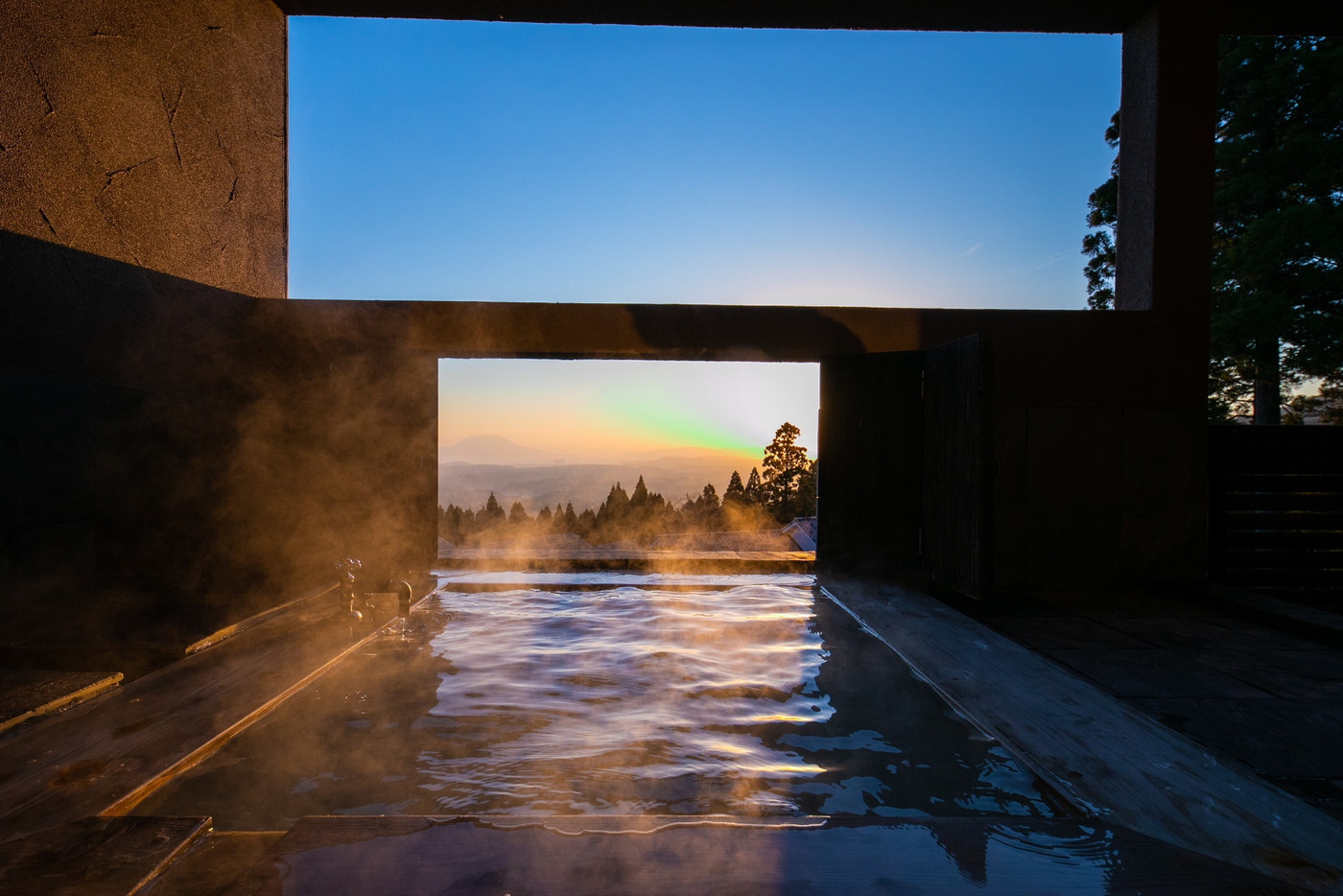 絶景露天風呂と満天の星に身をゆだねて至福のひとときを3461356