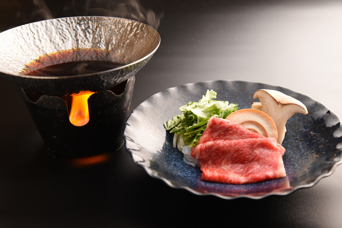 着物で彩られた全館畳敷きの宿 楽山やすだ（キモノデイロドラレタゼンカンタタミジキノヤド ラクヤマヤスダ） / 4