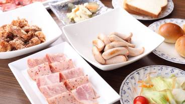 食事・飲み物 / 3