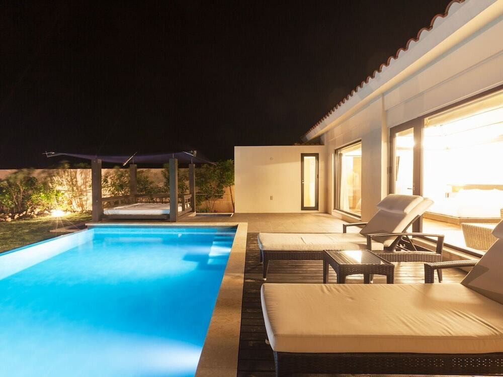 プールやガゼボでのんびりできるヴィラ♪4248080