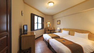 ハリウッドツイン 禁煙