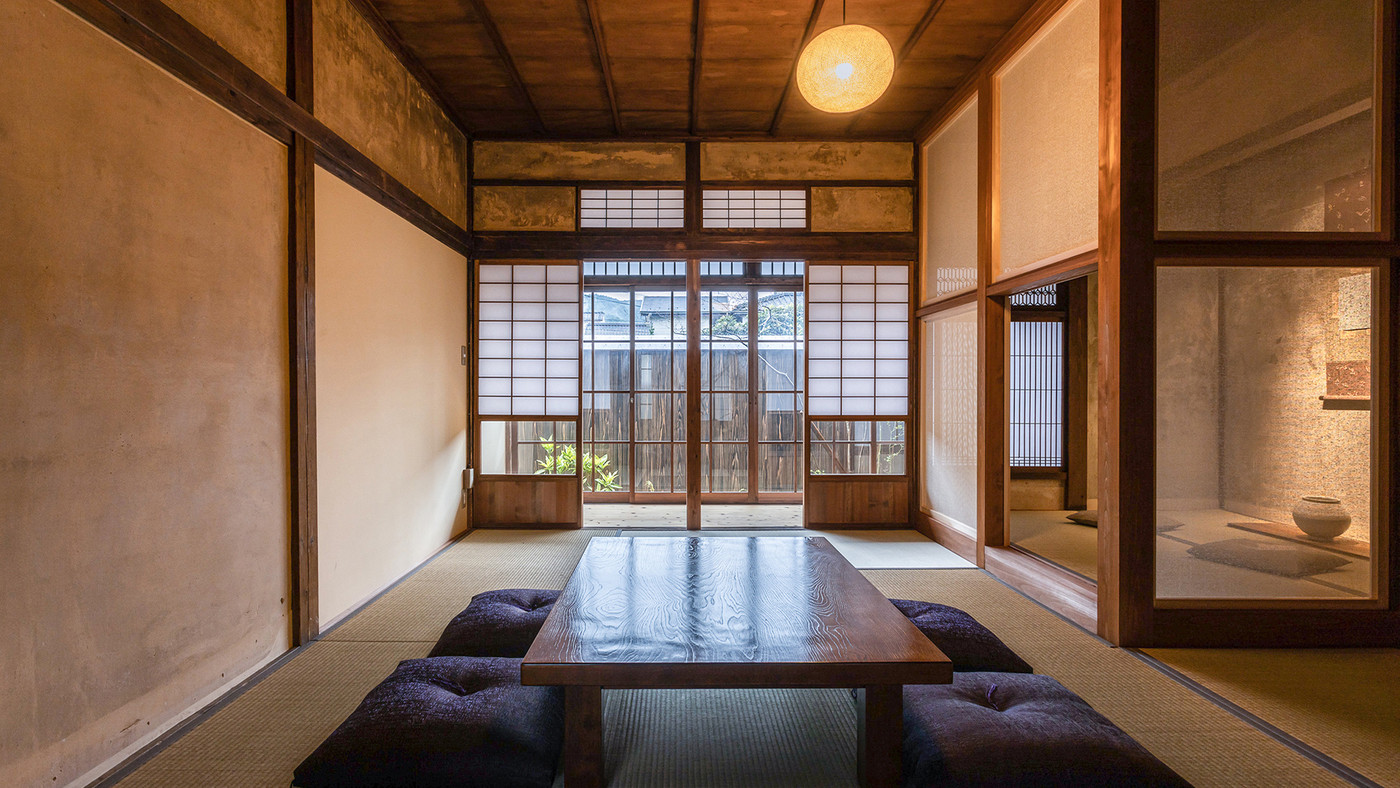 客室で過ごせば、まるでタイムスリップ気分3992885