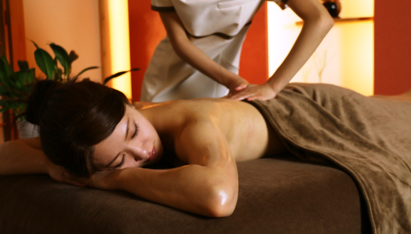 1. 全部屋こたつでほっこり♪「懐石と炉ばたの宿 吉弥」3483502