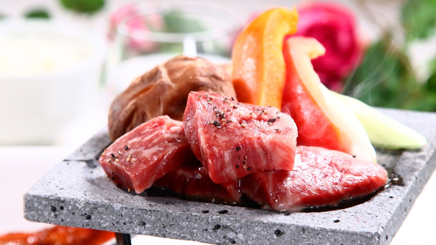 サーロインの熔岩焼き