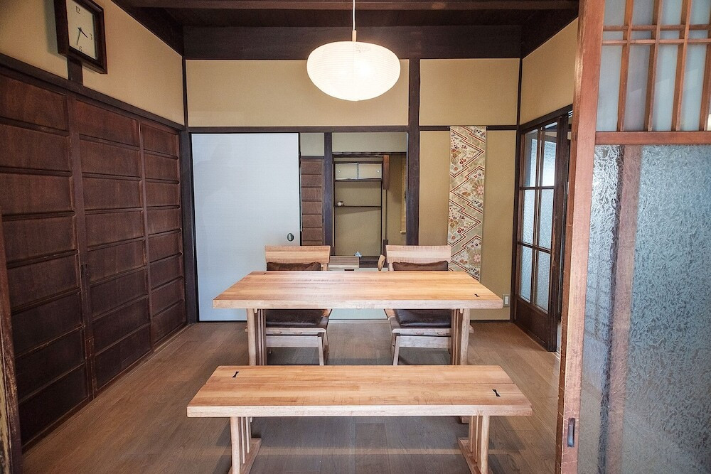 内部エントランス