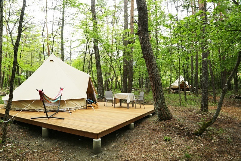 9. 土と触れ合う農業体験でリフレッシュ!「FARM&CAMP Re:HAKUBA」4261493