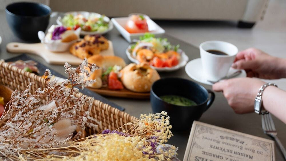 客室内のダイニングエリア