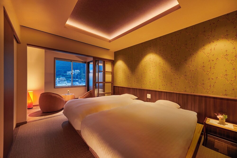 飛騨川沿いに佇む老舗の宿4266580