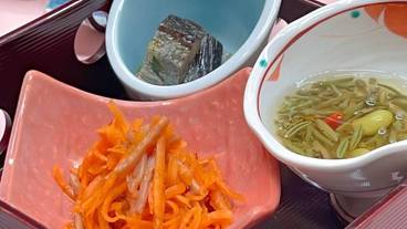 食事・飲み物 / 8