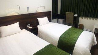 スタンダード ツインルーム シングルベッド 2 台 禁煙