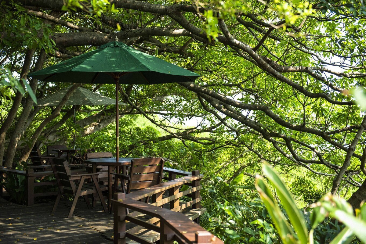 山の茶屋 楽水 テラス席(2)