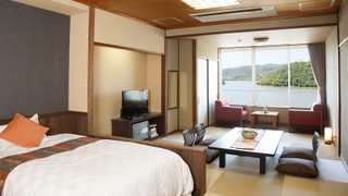 ＜浜名湖側＞12畳和ベッド [和洋室] [禁煙] [レイクビュー]