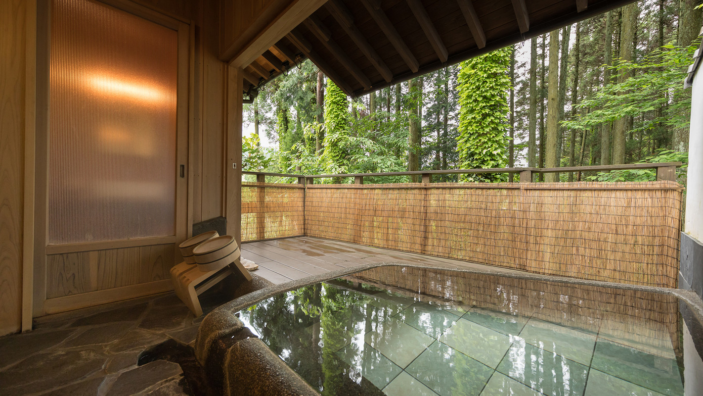 由布岳ビュー「松葉」和室メゾネット　半露天風呂