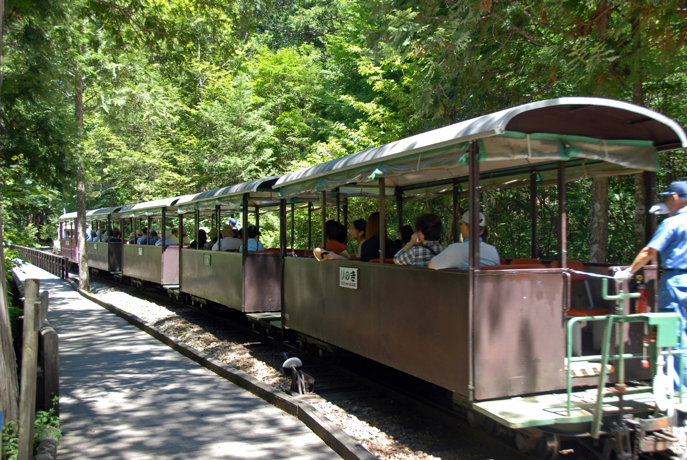 赤沢森林鉄道 客車最後尾