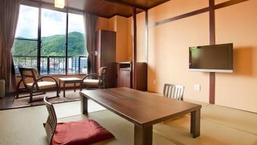 山神 和室8畳(山側) / 13